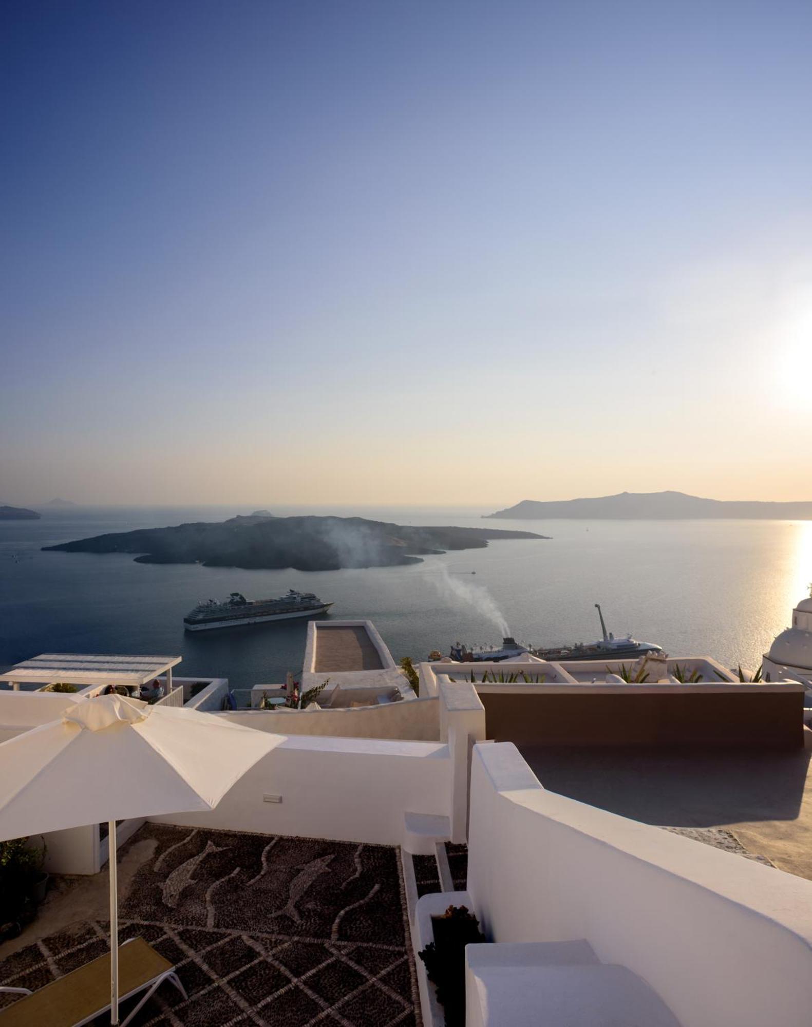 Anemos Family Suites Φηρά Εξωτερικό φωτογραφία