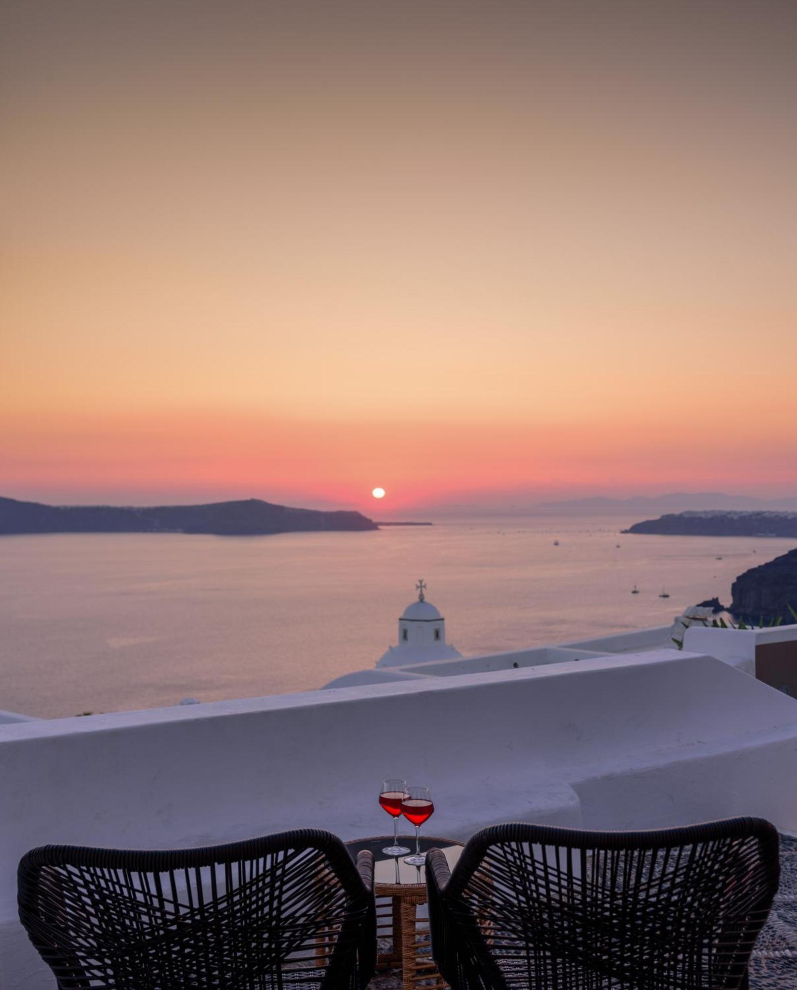 Anemos Family Suites Φηρά Εξωτερικό φωτογραφία